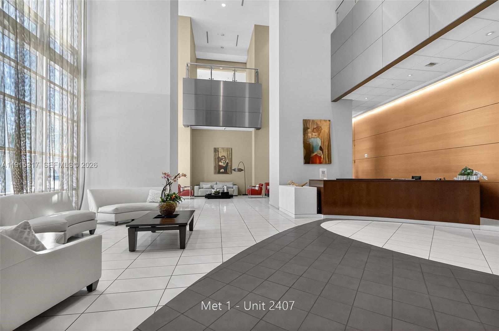 300 S Biscayne Boulevard T-2407 Property Photo 5