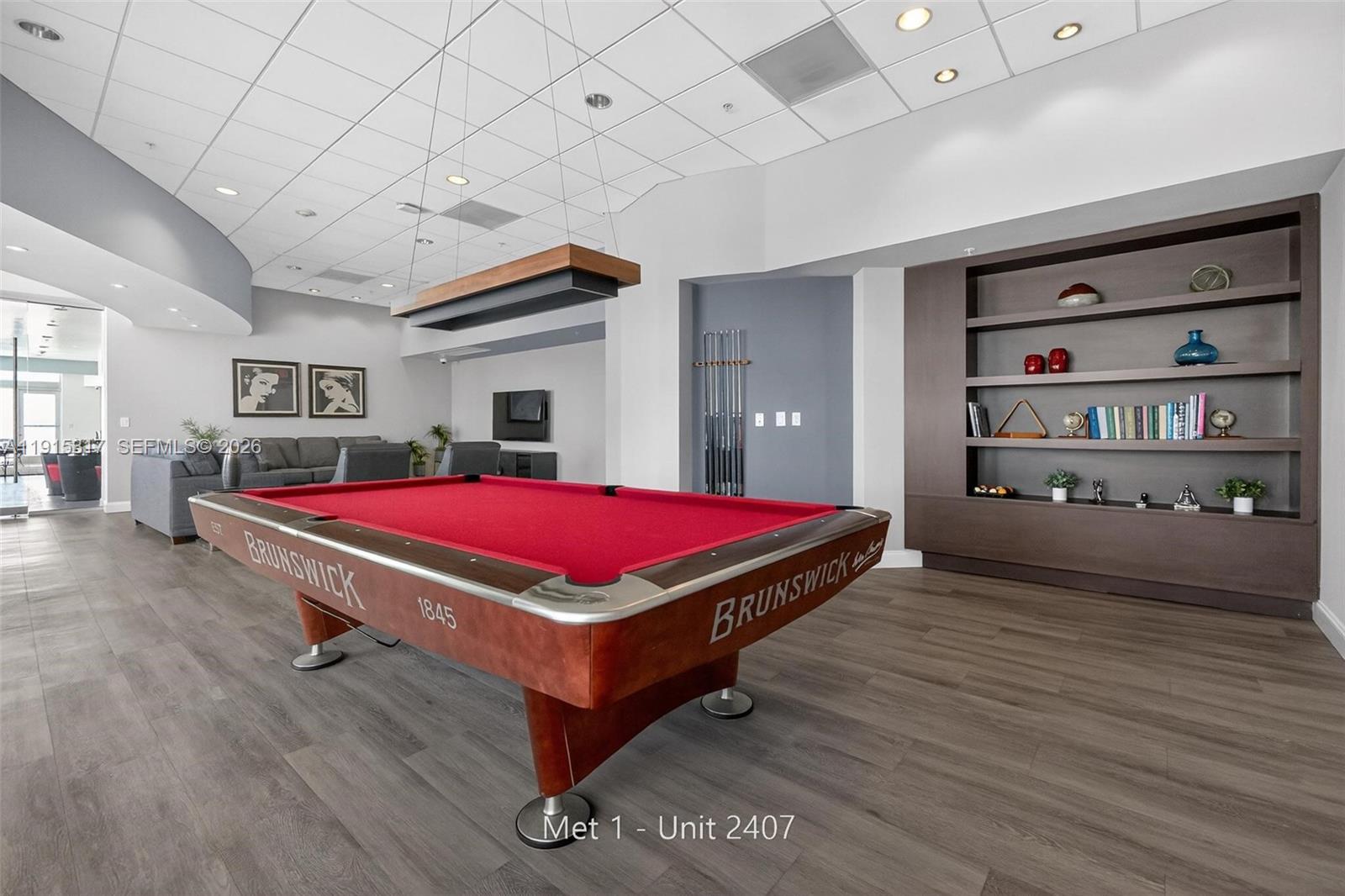 300 S Biscayne Boulevard T-2407 Property Photo 38
