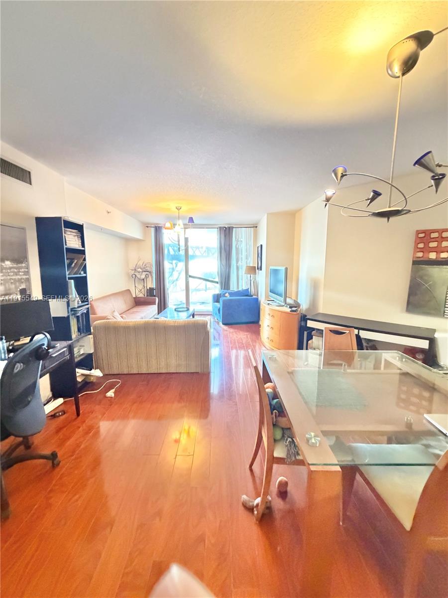 16699 Collins Avenue 1105 Property Photo 8