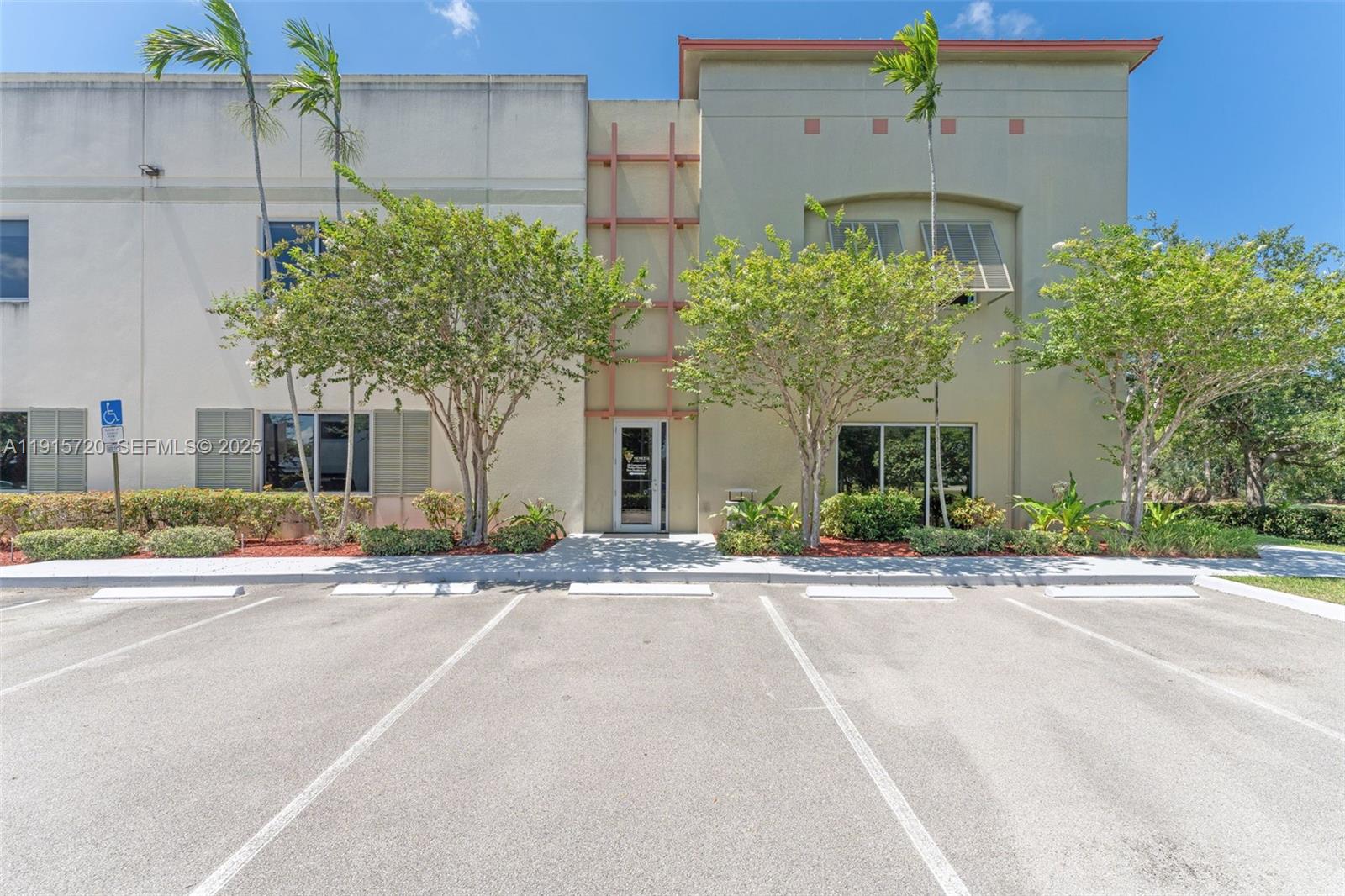 6850 Lyons Technology Circle Property Photo 1