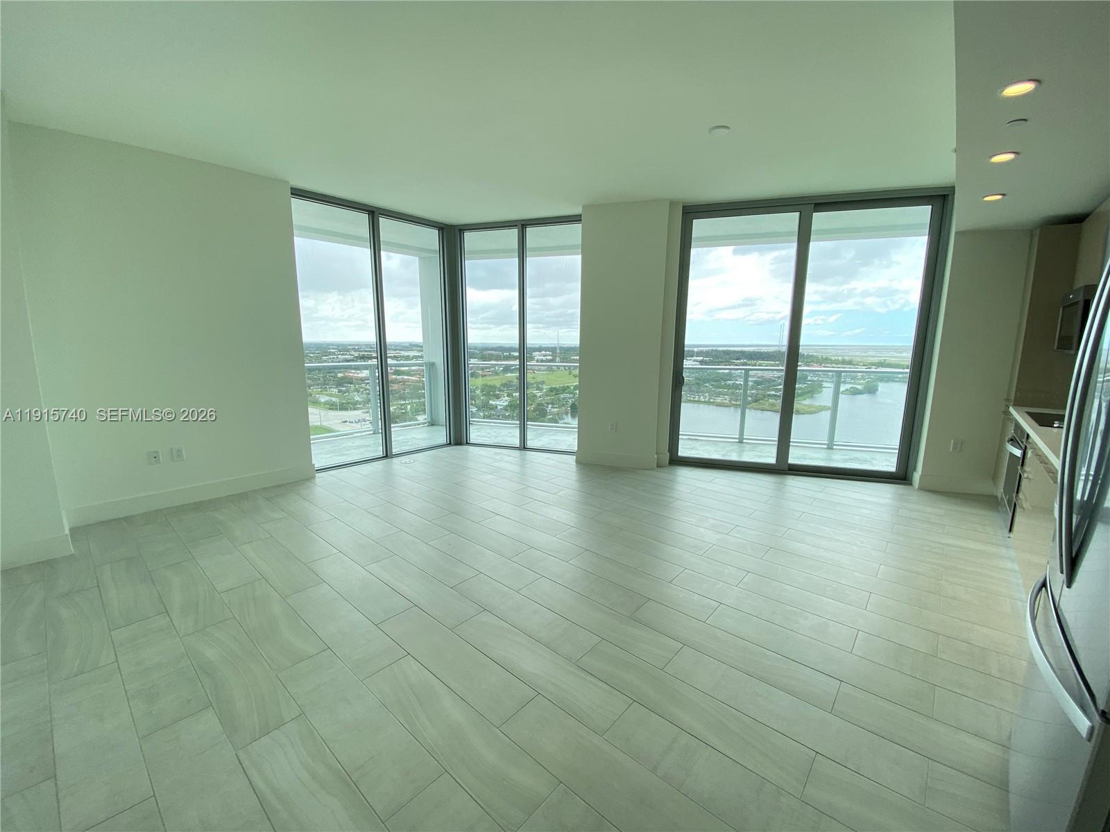 2000 Metropica Way 2104 Property Photo 3