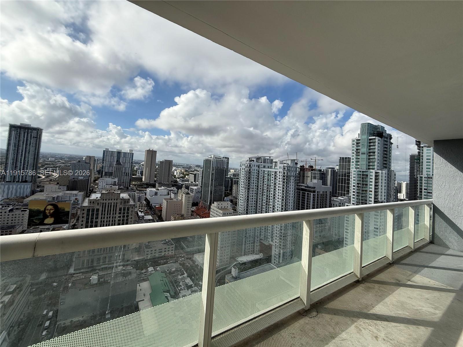 50 Biscayne Boulevard 3911 Property Photo 3