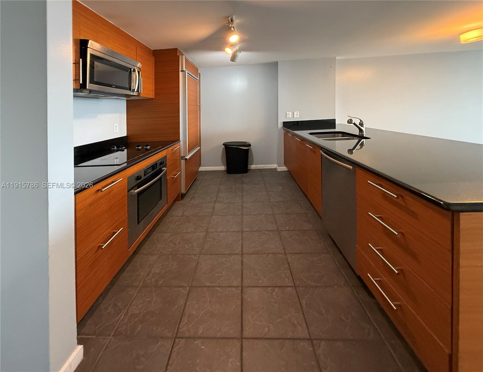 50 Biscayne Boulevard 3911 Property Photo 7