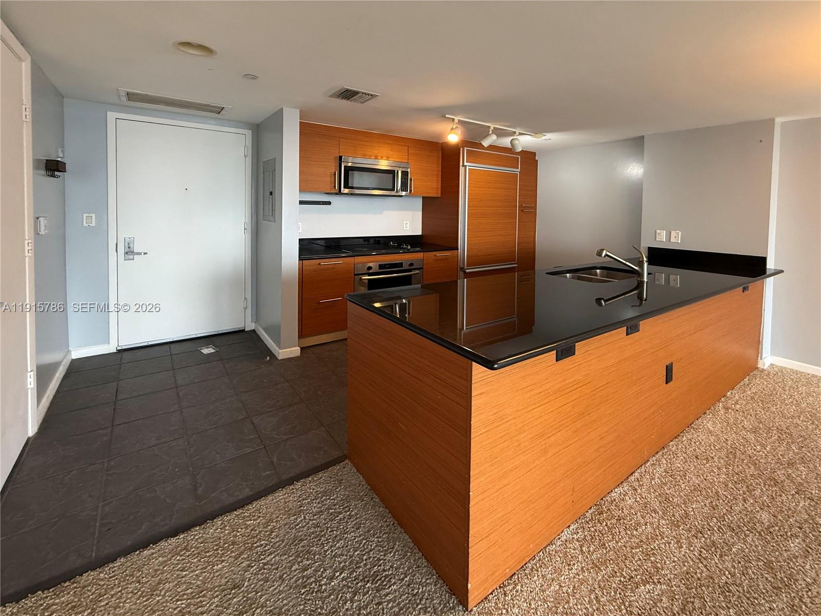 50 Biscayne Boulevard 3911 Property Photo 8