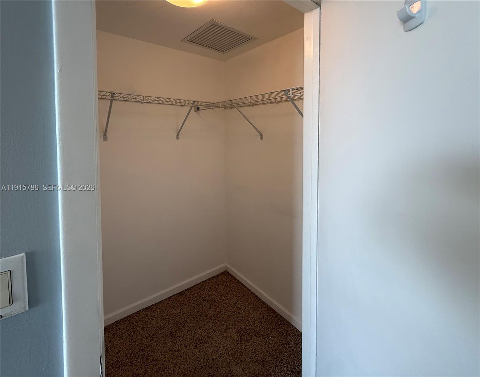 50 Biscayne Boulevard 3911 Property Photo 16