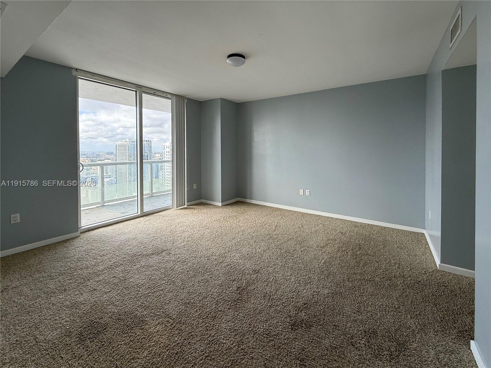 50 Biscayne Boulevard 3911 Property Photo 17