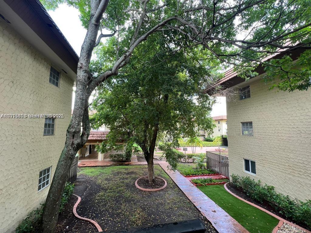 A11915803 Property Photo 2