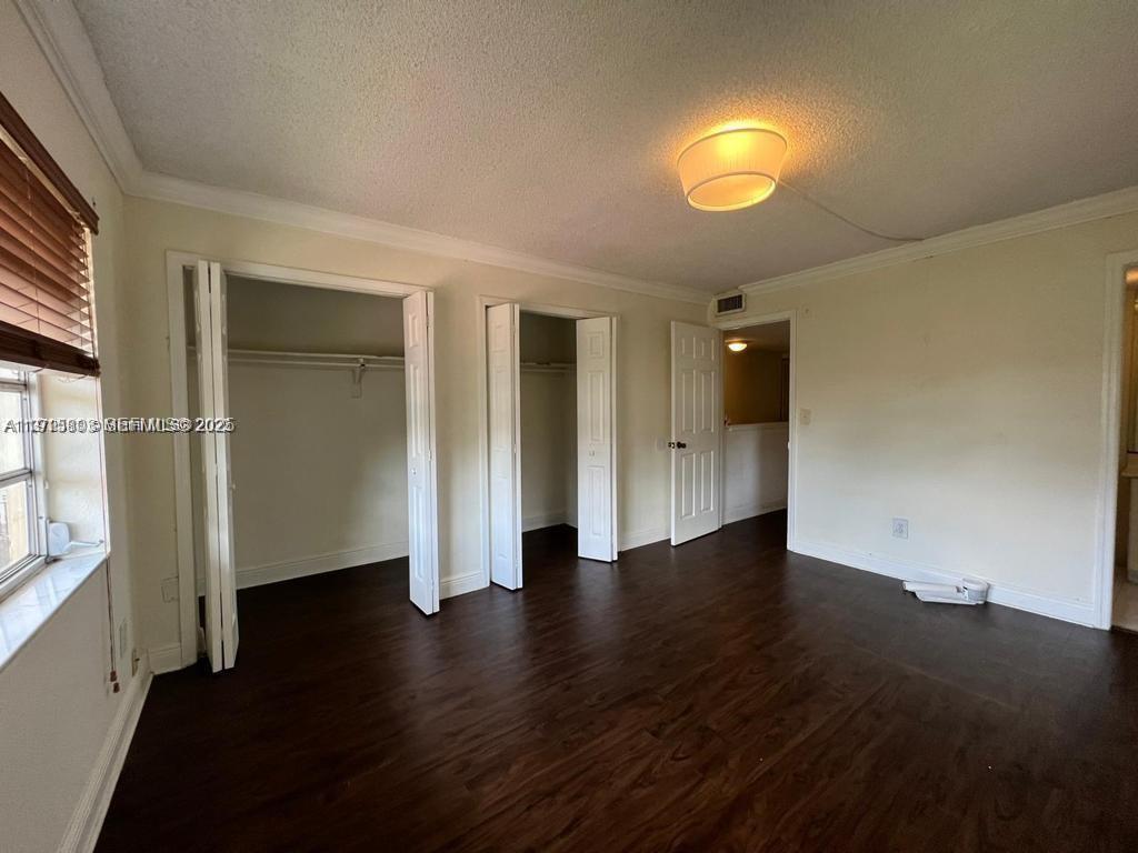 A11915803 Property Photo 6