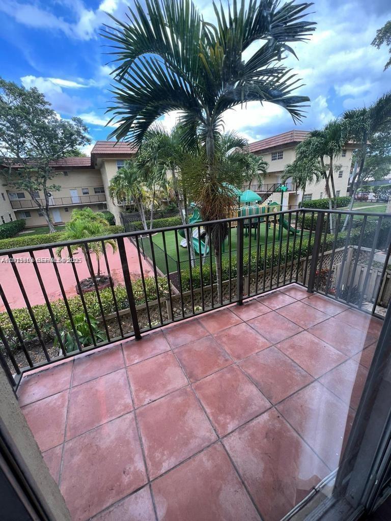 A11915803 Property Photo 14