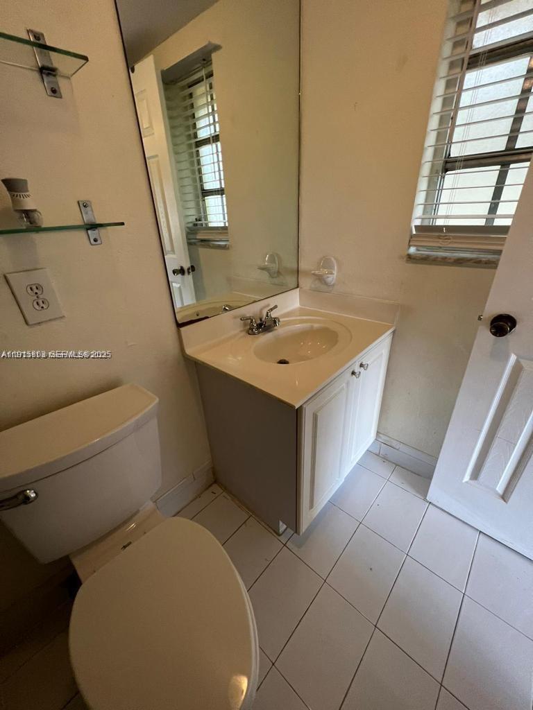 A11915803 Property Photo 15