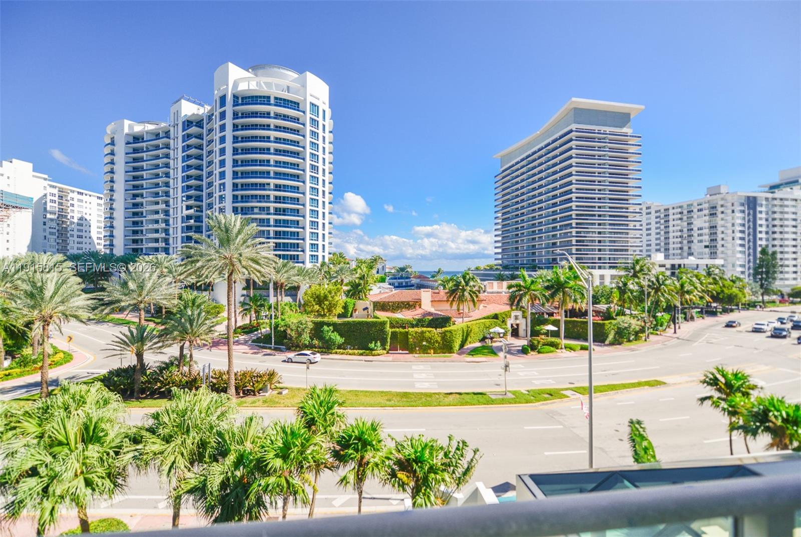 5900 Collins Avenue 506
