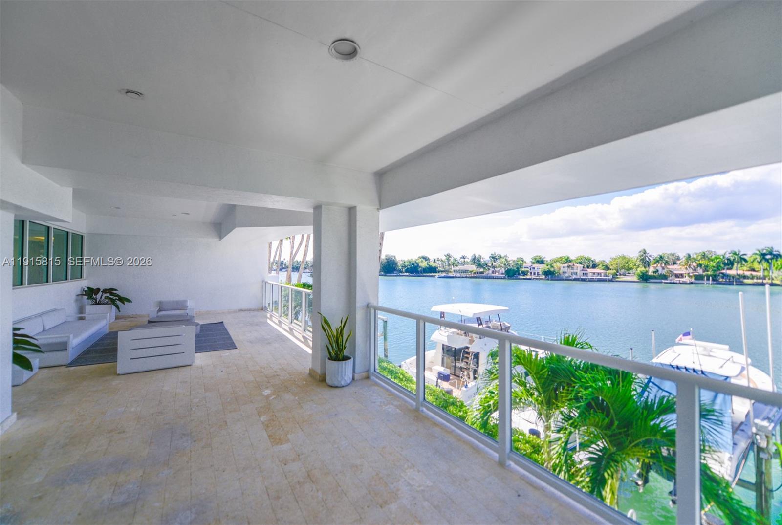 5900 Collins Avenue 506 Property Photo 24