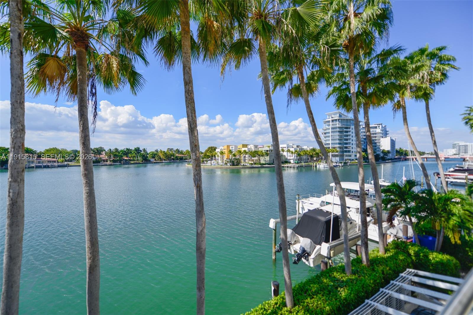 5900 Collins Avenue 506 Property Photo 30