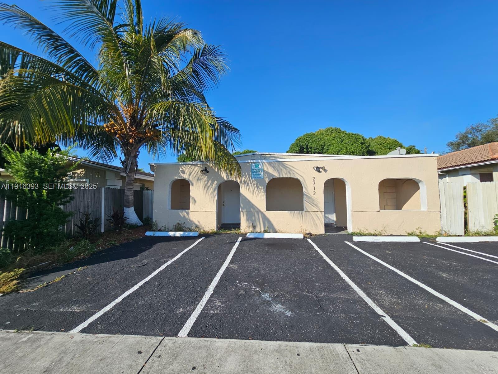 2712 Nw 14th Street Property Photo 1