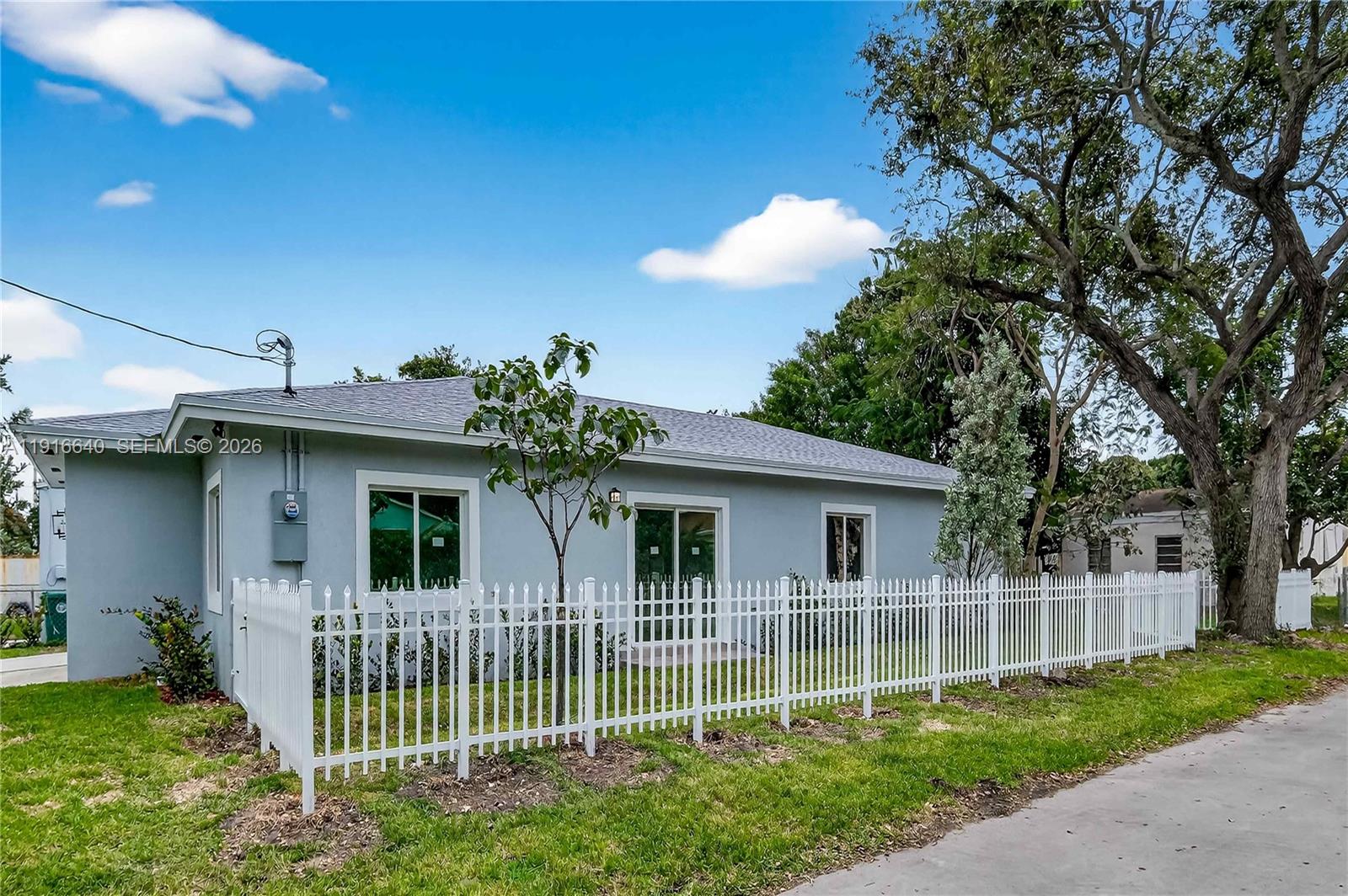 1346 Nw 44th Street Property Photo 11