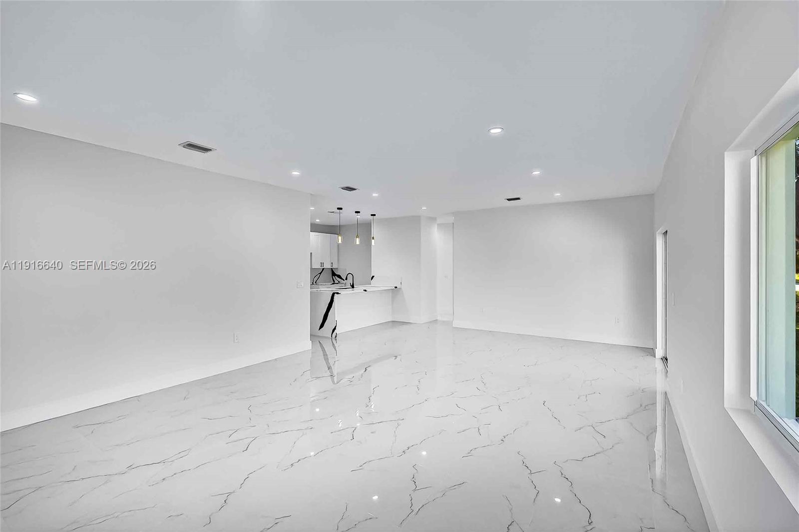 1346 Nw 44th Street Property Photo 30