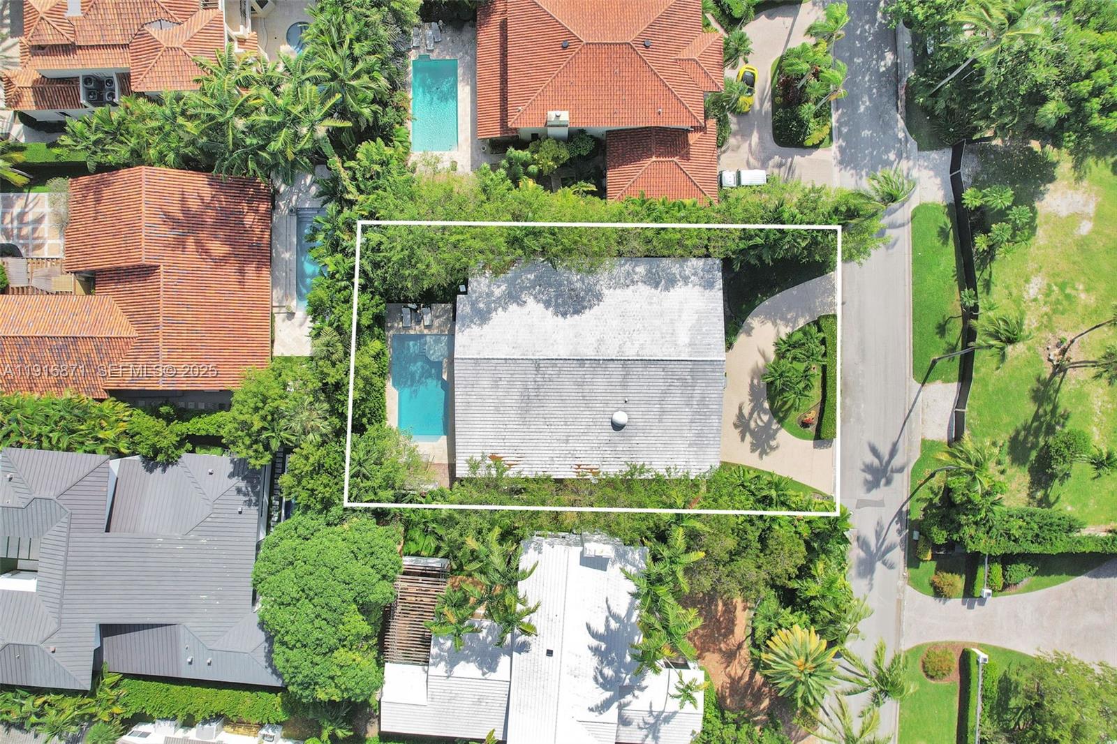145 Bal Bay Drive Property Photo 3