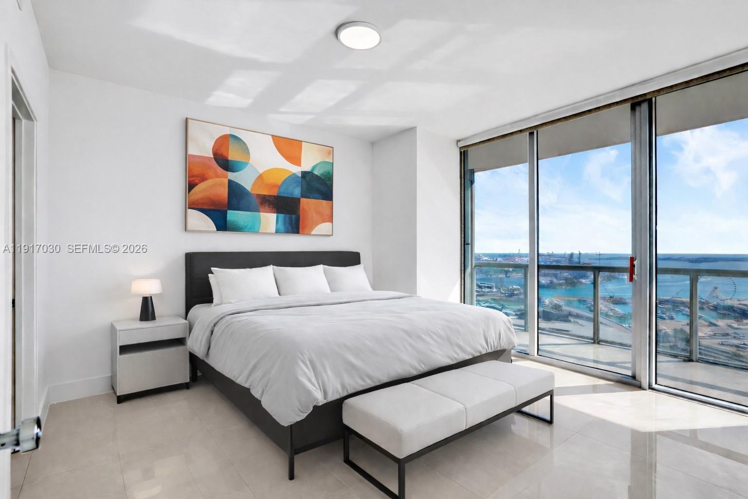 888 Biscayne Boulevard 2904 Property Photo 4