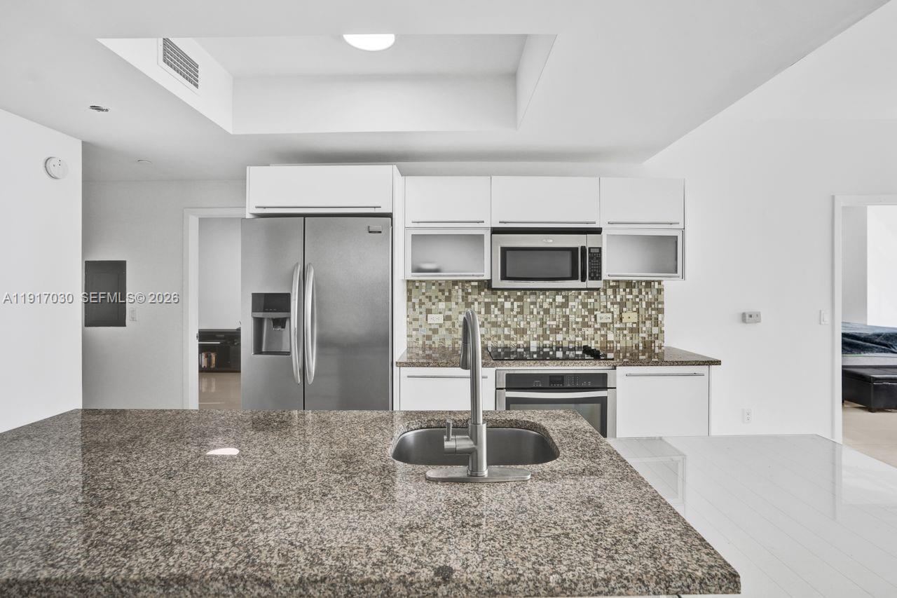 888 Biscayne Boulevard 2904 Property Photo 7