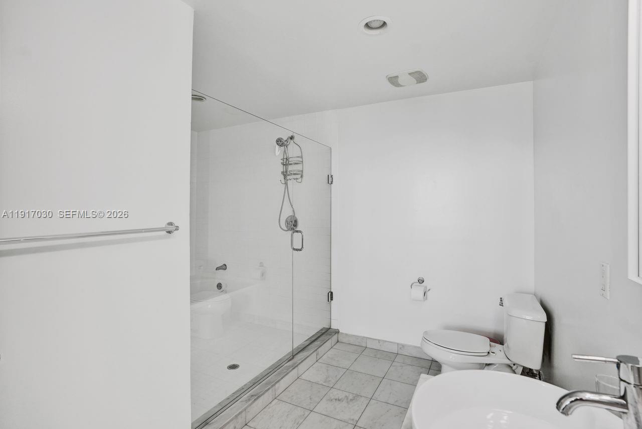888 Biscayne Boulevard 2904 Property Photo 12