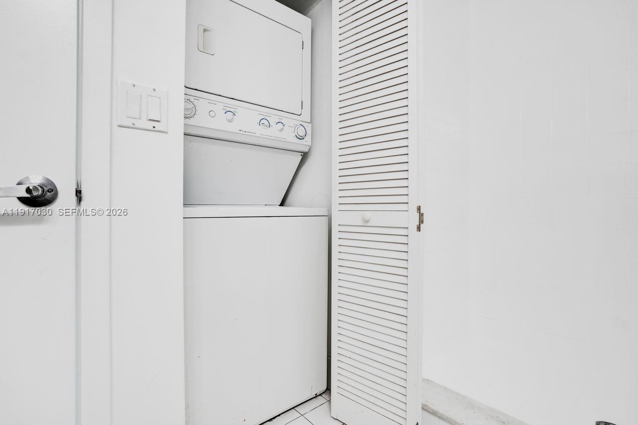 888 Biscayne Boulevard 2904 Property Photo 20