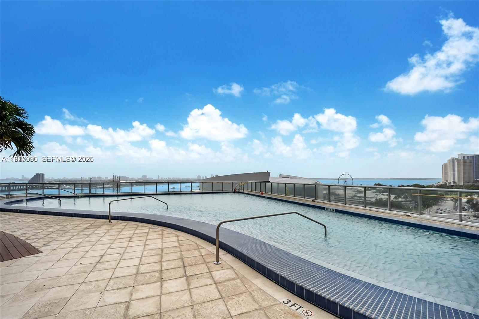888 Biscayne Boulevard 2904 Property Photo 25