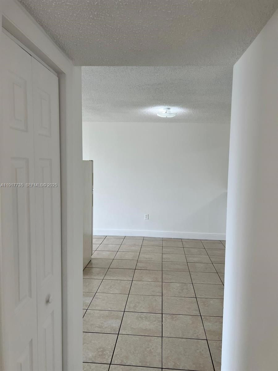 6930 Miami Gardens Drive 1-410 Property Photo 12