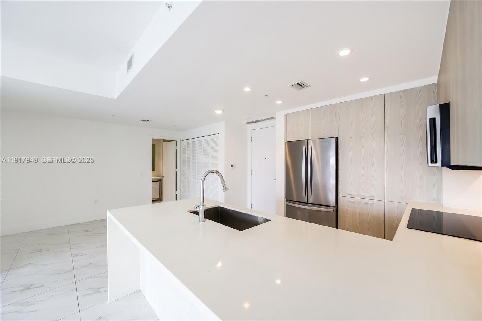 2000 Metropica Way 306 Property Photo 26