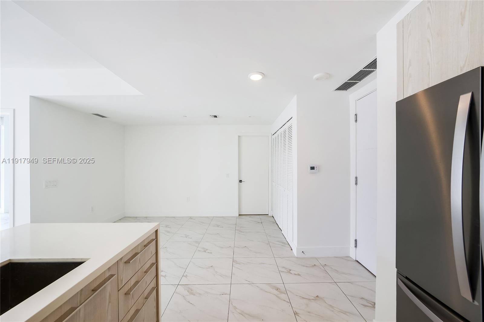 2000 Metropica Way 306 Property Photo 28