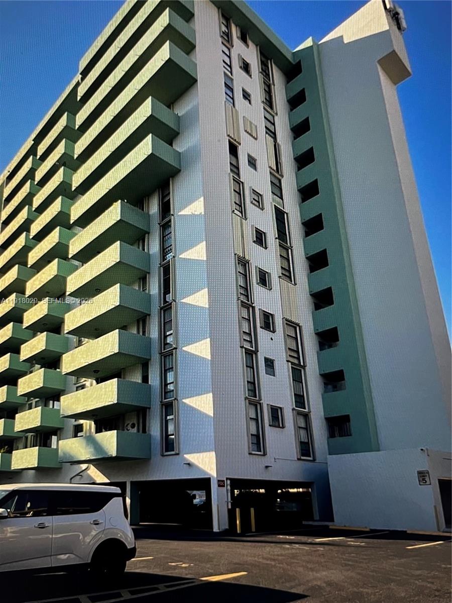 A11918029 Property Photo 2