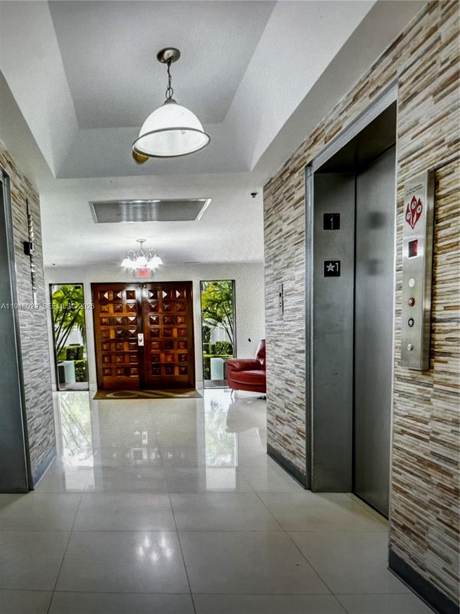 A11918029 Property Photo 4