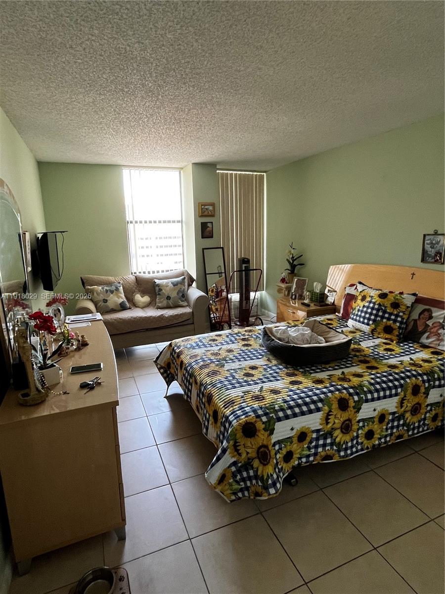 A11918029 Property Photo 8