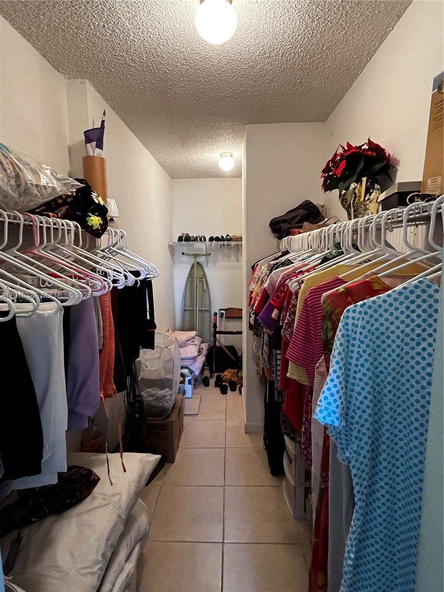 A11918029 Property Photo 9