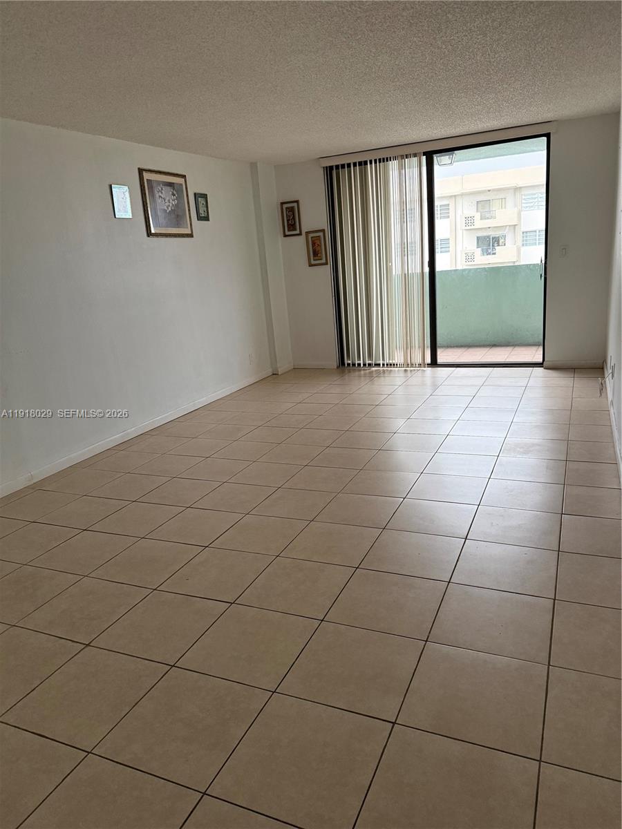 A11918029 Property Photo 15