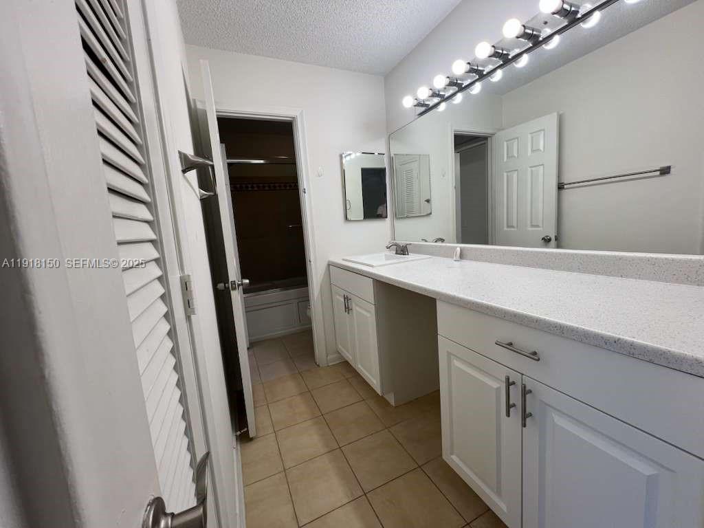 721 Se 1st Way B18 Property Photo 15