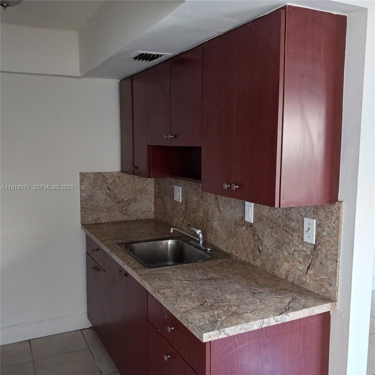 2108 Nw 59th Terrace 79-a Property Photo 3