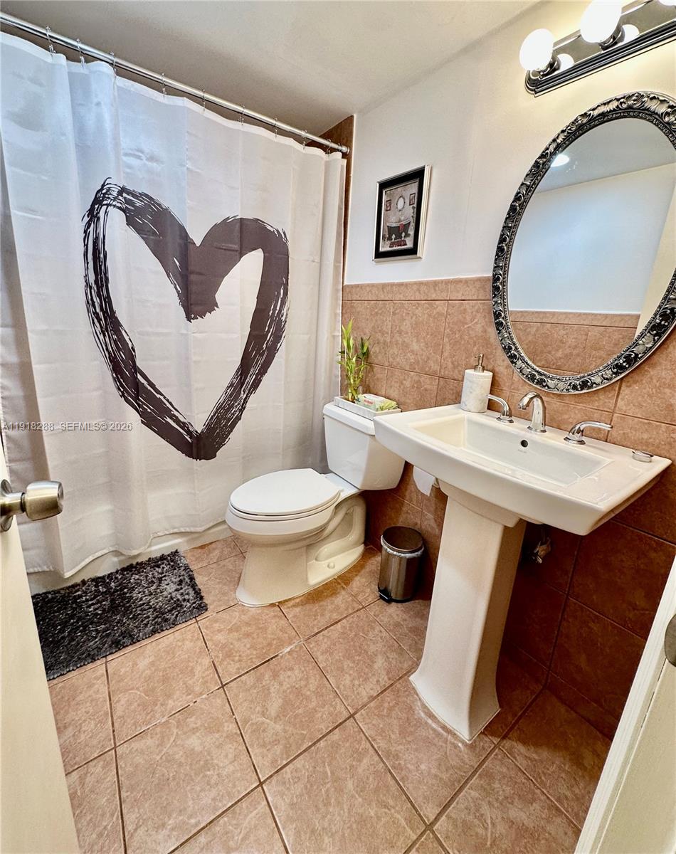 1400 Saint Charles Place Property Photo 10