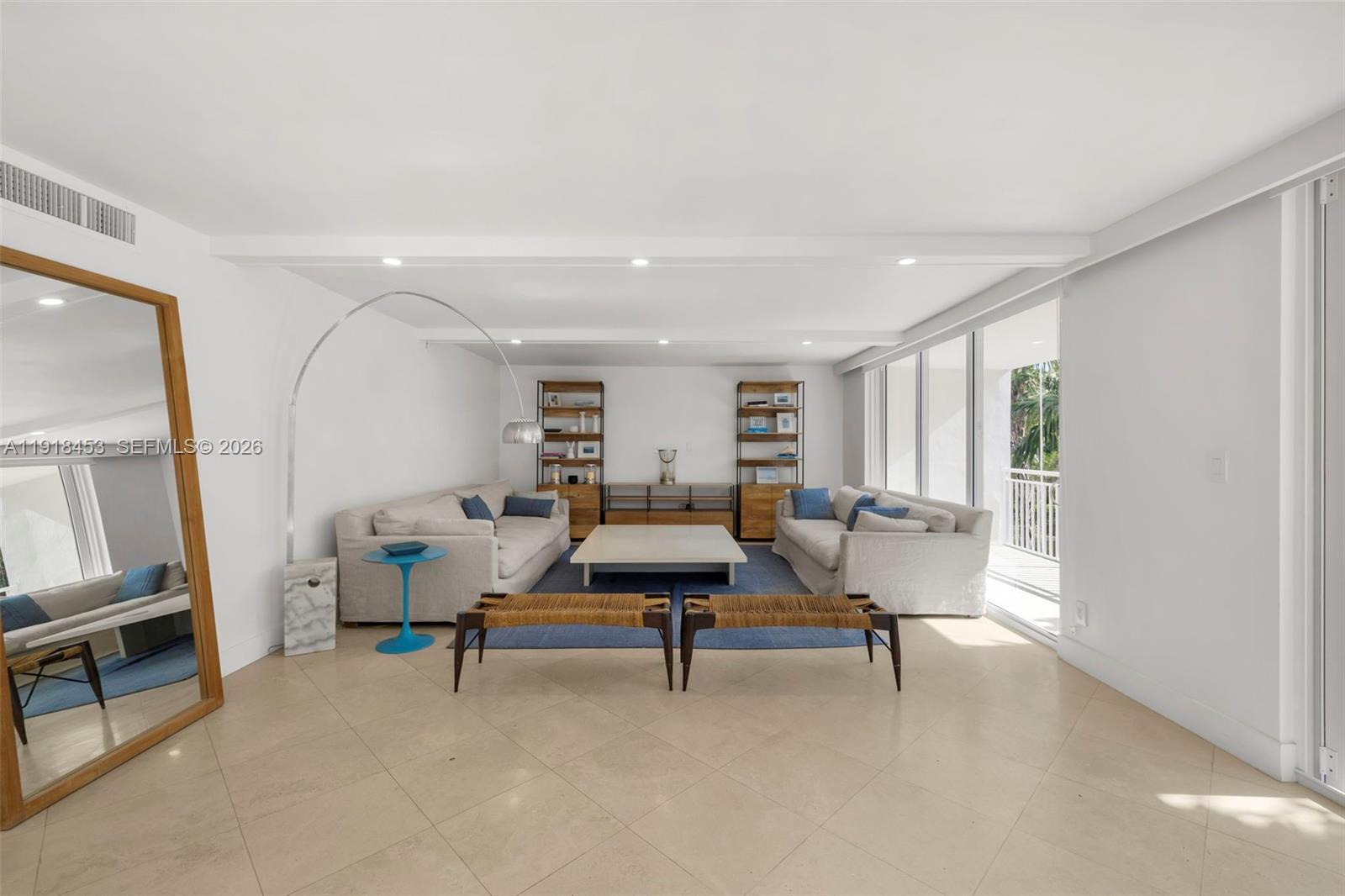 605 Ocean Drive 2l Property Photo 5