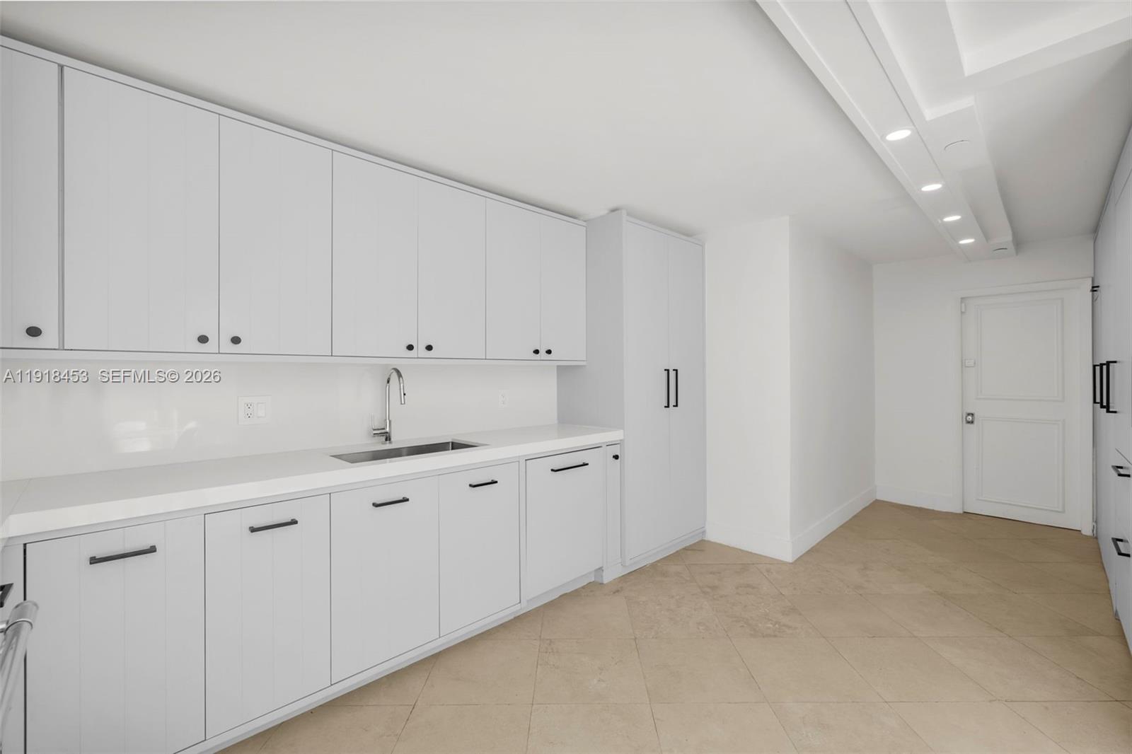 605 Ocean Drive 2l Property Photo 16