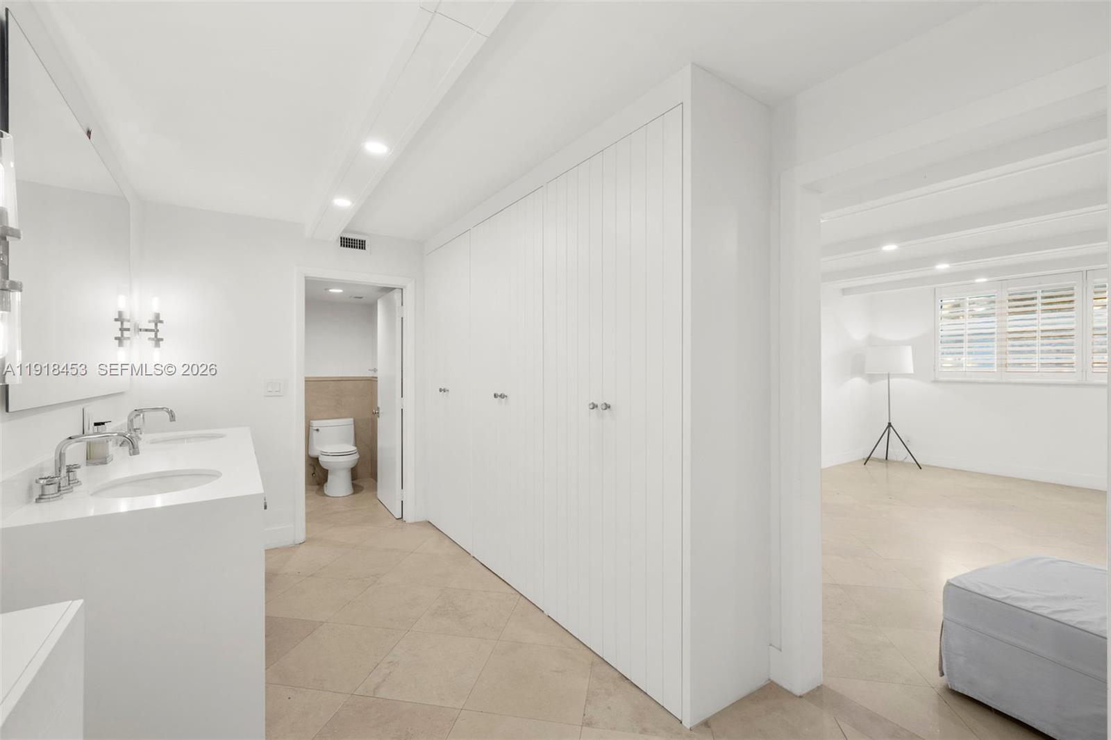 605 Ocean Drive 2l Property Photo 25