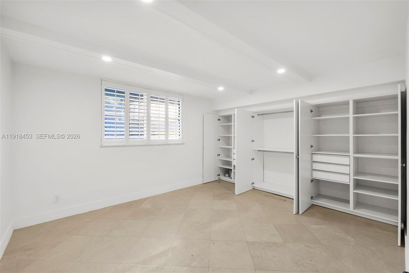 605 Ocean Drive 2l Property Photo 27
