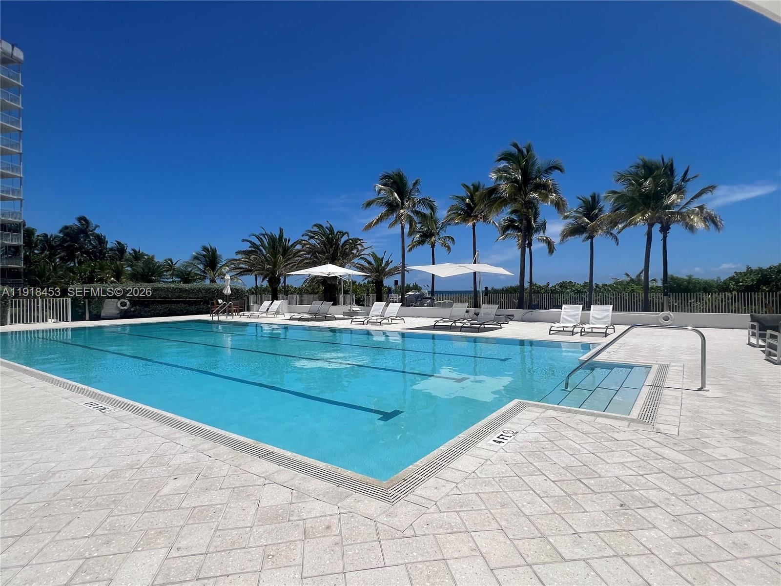 605 Ocean Drive 2l Property Photo 32