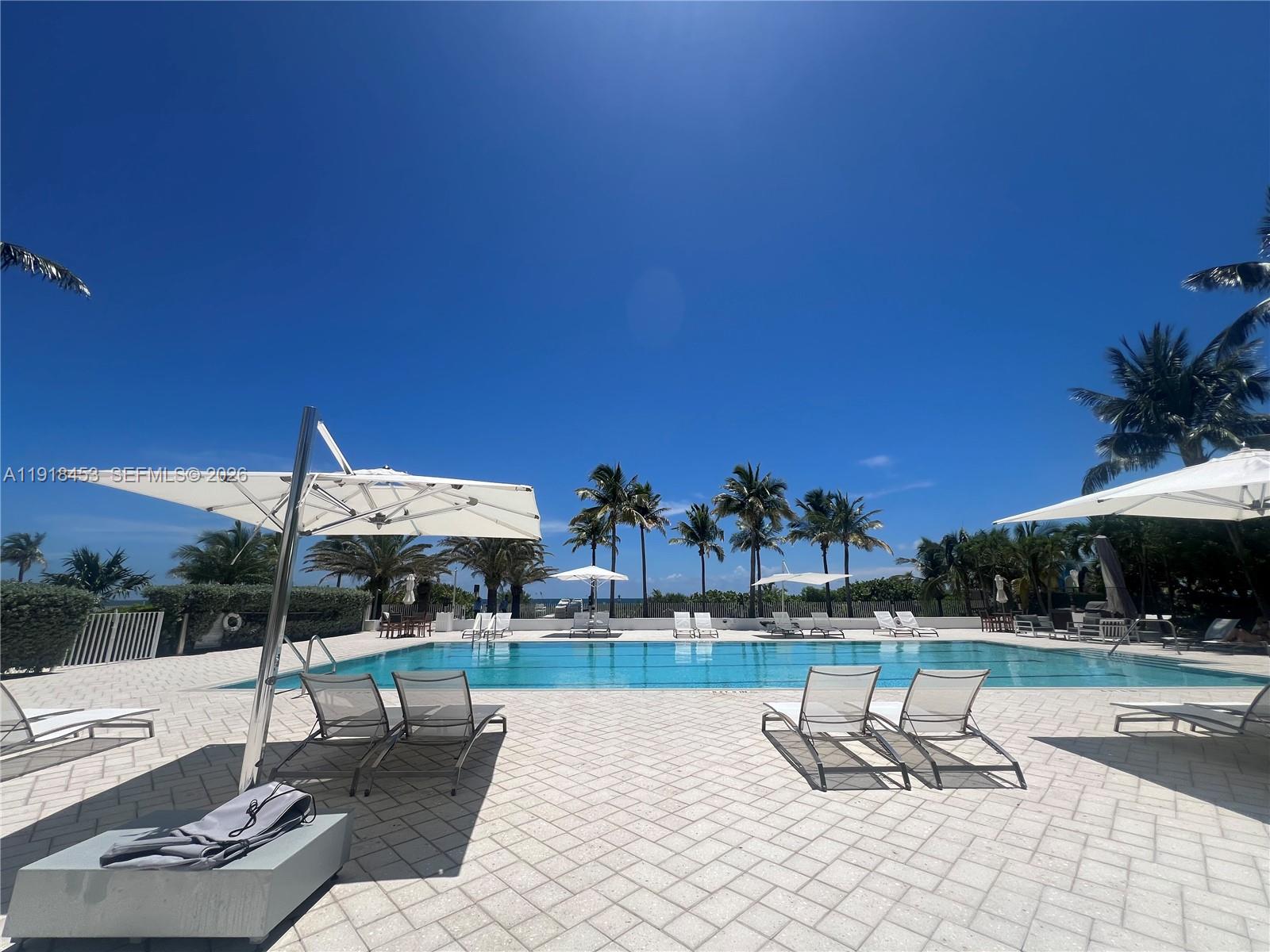 605 Ocean Drive 2l Property Photo 39