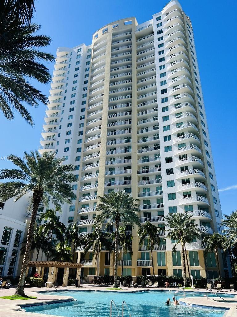 1745 E Hallandale Beach Boulevard 1807W