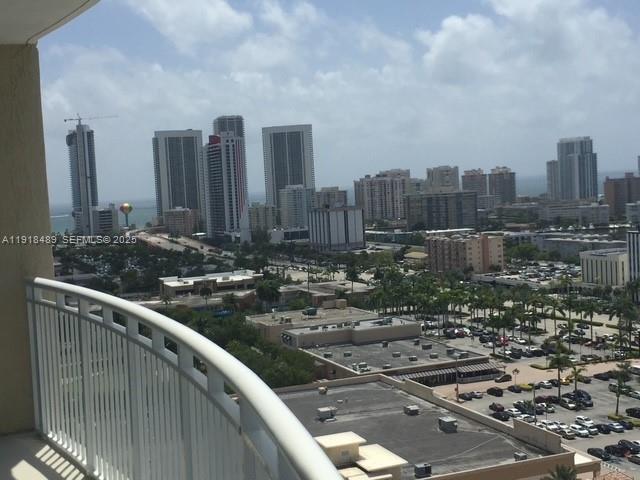 1745 E Hallandale Beach Boulevard 1807w Property Photo 2