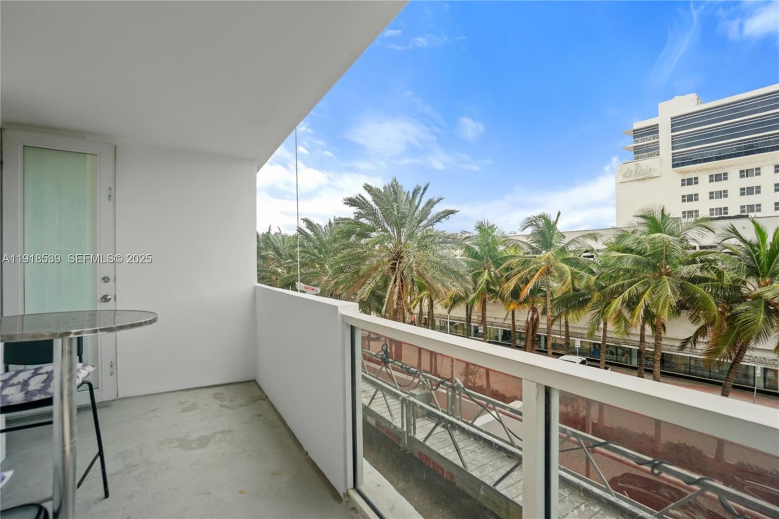 A11918539 Property Photo 3