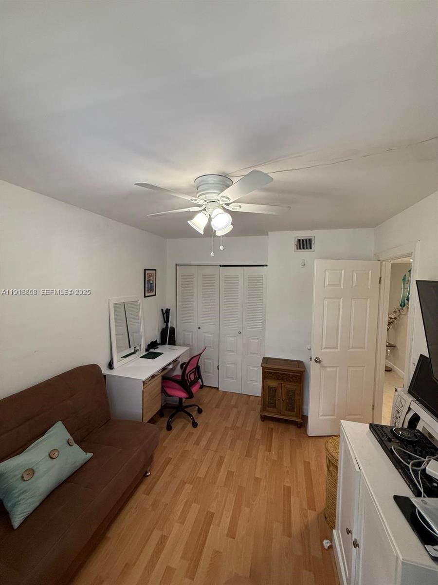 8715 Shadow Wood Boulevard 211 Property Photo 16