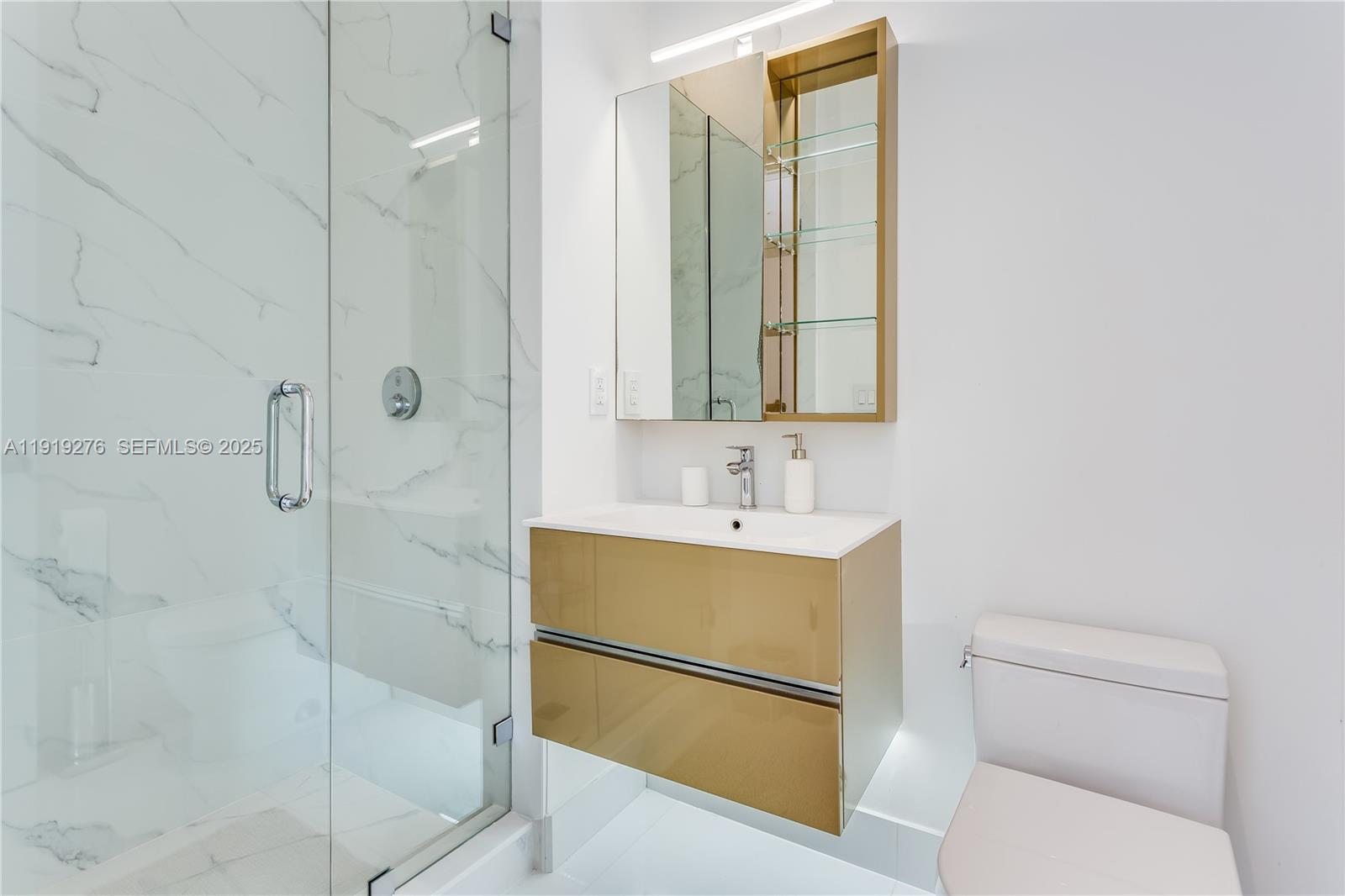 A11919276 Property Photo 18