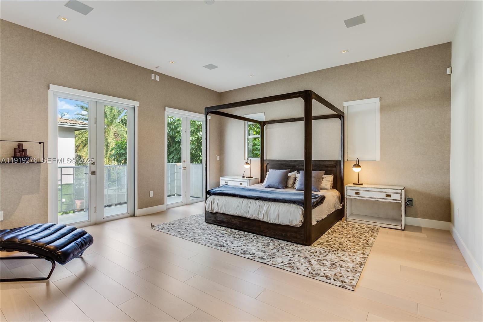 A11919276 Property Photo 21
