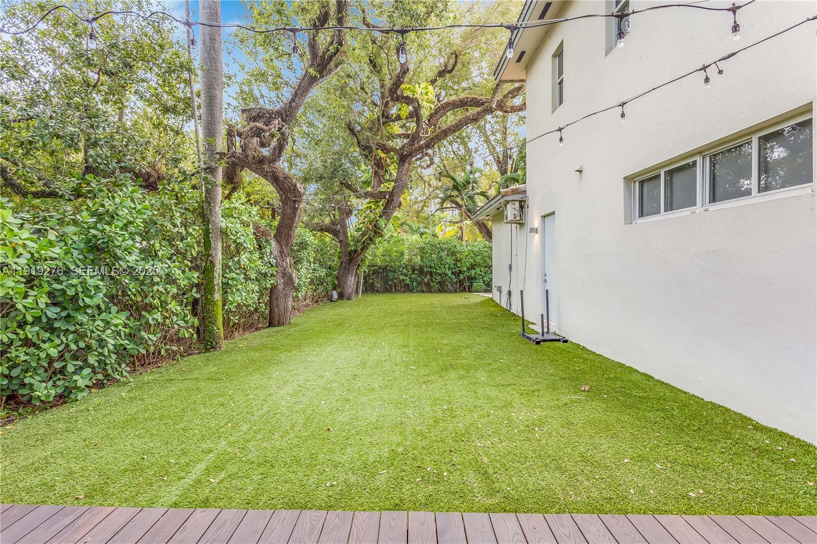 A11919276 Property Photo 32